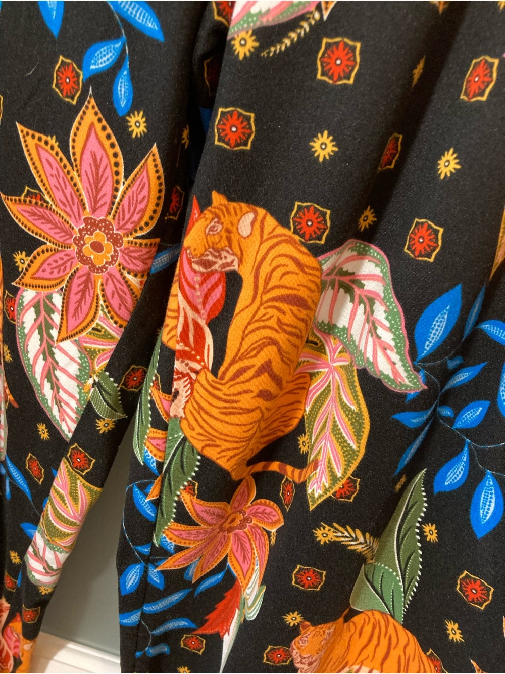 Room Service Sleepwear Tiger & Floral Pajama Set - Black/Orange - M - Picture 12 of 16